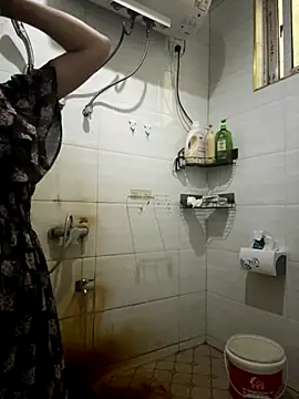 Snapshot of crhong666 chatting on September 26, 2025, 12:06 am crhong666 online show from September 26, 2025, 12:06 am