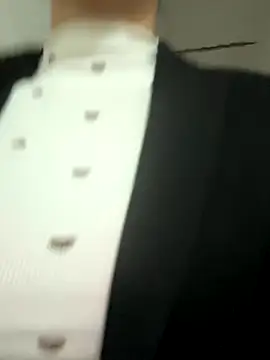 Snapshot of crhong666 chatting on November 4, 2025, 12:25 am crhong666 online show from November 4, 2025, 12:25 am