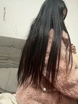 crhong666 online show from March 4, 2026, 1:13 am