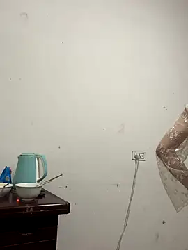 Snapshot of crhong666 chatting on October 31, 2025, 11:44 pm crhong666 online show from October 31, 2025, 11:44 pm