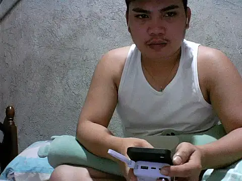 Snapshot of alhex_gay26 chatting on April 3, 2026, 3:07 pm alhex gay26 online show from April 3, 2026, 3:07 pm