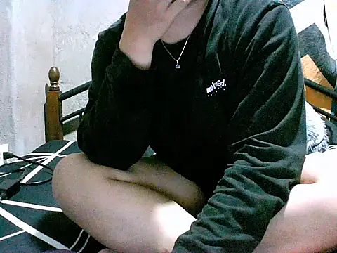 Snapshot of alhex_gay26 chatting on April 12, 2026, 3:48 pm alhex gay26 online show from April 12, 2026, 3:48 pm