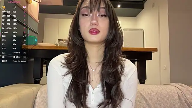 Snapshot of SweetSakuraJane chatting on April 9, 2026, 9:10 pm SweetSakuraJane online show from April 9, 2026, 9:10 pm