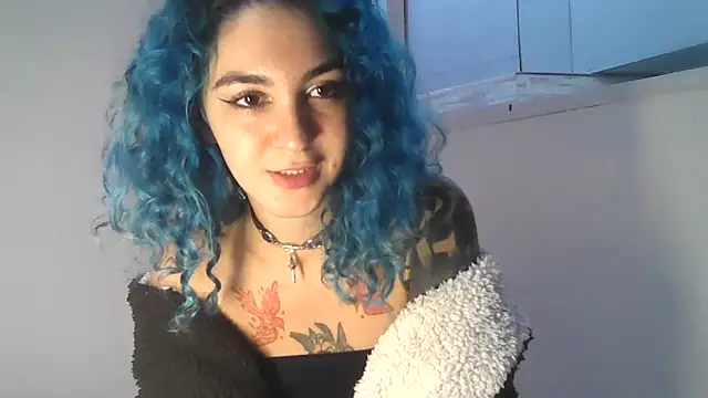 peetitefairy online show from May 16, 2026, 10:36 am