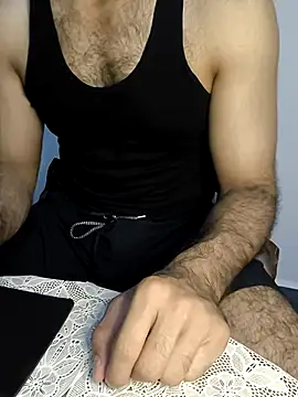 yazin199 online show from September 27, 2025, 9:43 pm