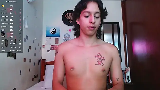 Snapshot of DannyPhantom555 chatting on October 24, 2025, 4:50 pm DannyPhantom555 online show from October 24, 2025, 4:50 pm