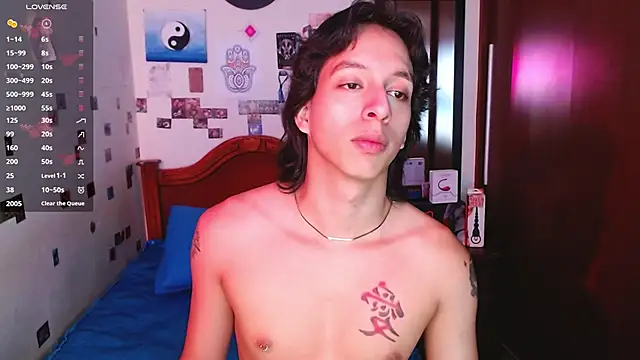 Snapshot of DannyPhantom555 chatting on October 1, 2025, 6:01 pm DannyPhantom555 online show from October 1, 2025, 6:01 pm