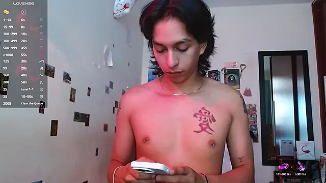 Snapshot of DannyPhantom555 chatting on October 27, 2025, 4:52 pm DannyPhantom555 online show from October 27, 2025, 4:52 pm