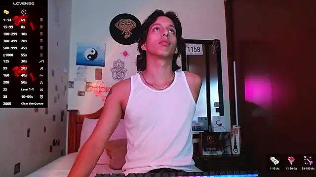 Snapshot of DannyPhantom555 chatting on December 16, 2025, 6:56 pm DannyPhantom555 online show from December 16, 2025, 6:56 pm