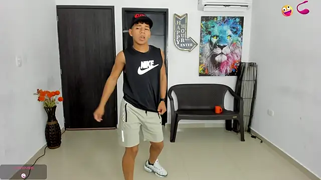 Snapshot of Playhardsex_ chatting on November 21, 2025, 10:53 pm Playhardsex online show from November 21, 2025, 10:53 pm