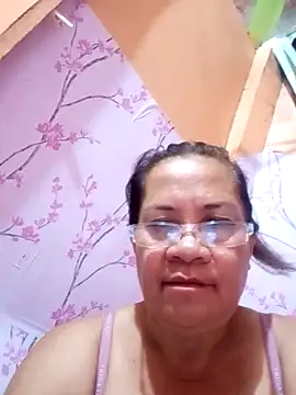 vickyhot1966 online show from September 27, 2025, 9:32 pm