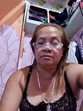Snapshot of vickyhot1966 chatting on April 6, 2026, 9:21 am vickyhot1966 online show from April 6, 2026, 9:21 am