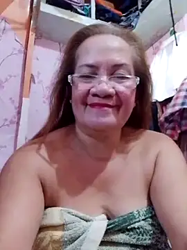 Snapshot of vickyhot1966 chatting on March 27, 2026, 8:26 am vickyhot1966 online show from March 27, 2026, 8:26 am
