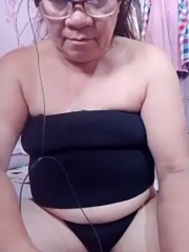 Snapshot of vickyhot1966 chatting on April 11, 2026, 5:48 am vickyhot1966 online show from April 11, 2026, 5:48 am