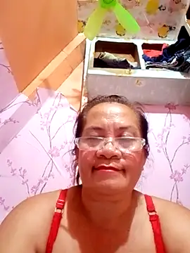 vickyhot1966 online show from September 14, 2025, 4:40 pm