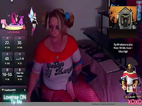 Snapshot of Sierra_Sparks chatting on October 18, 2025, 3:52 am Sierra Sparks online show from October 18, 2025, 3:52 am