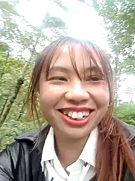 Dung-Thao19 online show from October 15, 2025, 6:11 am