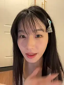 xixi gougou online show from November 24, 2025, 4:18 pm