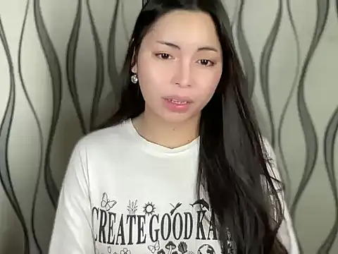 lovekatexx online show from November 15, 2025, 4:05 am