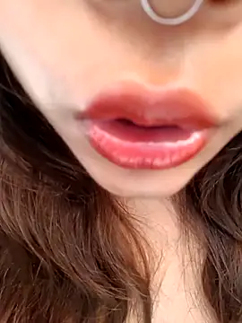 Snapshot of Hott_Muskan chatting on November 24, 2025, 10:26 am Hott Muskan online show from November 24, 2025, 10:26 am