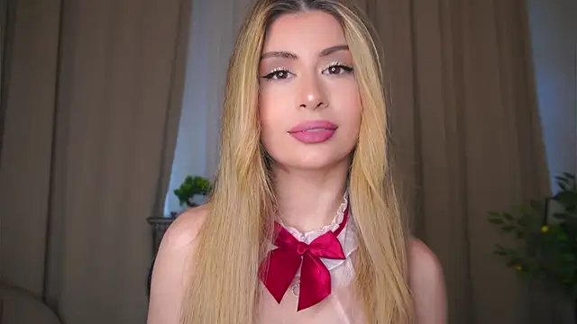 GeorginaHarn online show from May 31, 2026, 8:09 am