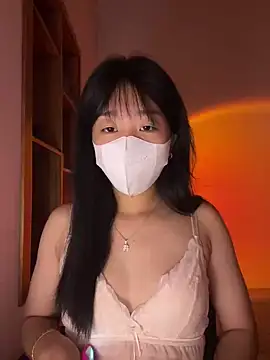 chuppy03 online show from October 7, 2025, 4:19 pm