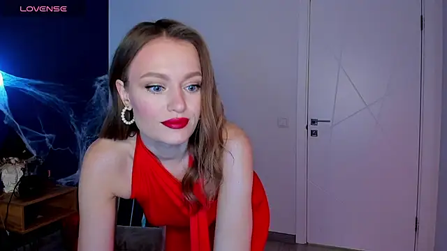 Snapshot of EvelynPoole chatting on October 28, 2025, 1:39 am EvelynPoole online show from October 28, 2025, 1:39 am