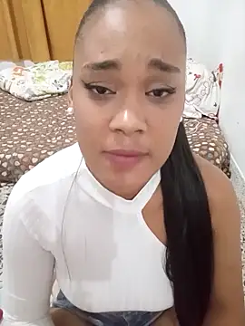 dahian charlote02 online show from October 5, 2025, 4:47 am