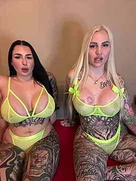 Snapshot of CoraDiamond chatting on February 18, 2026, 5:53 pm CoraDiamond online show from February 18, 2026, 5:53 pm