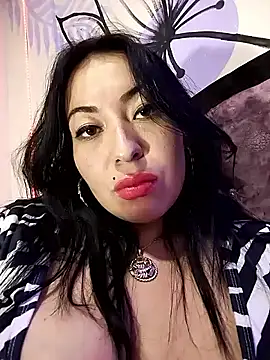 angelicroose2 online show from September 22, 2025, 6:41 am