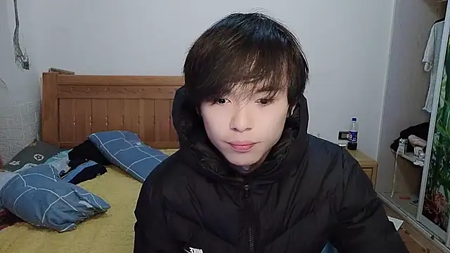 Snapshot of w5206t chatting on November 26, 2025, 11:43 am w5206t online show from November 26, 2025, 11:43 am