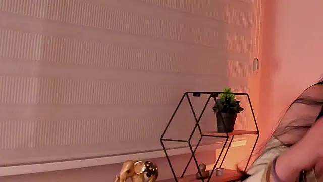 Snapshot of Emma__clark_ chatting on March 6, 2026, 12:22 pm Emma clark online show from March 6, 2026, 12:22 pm