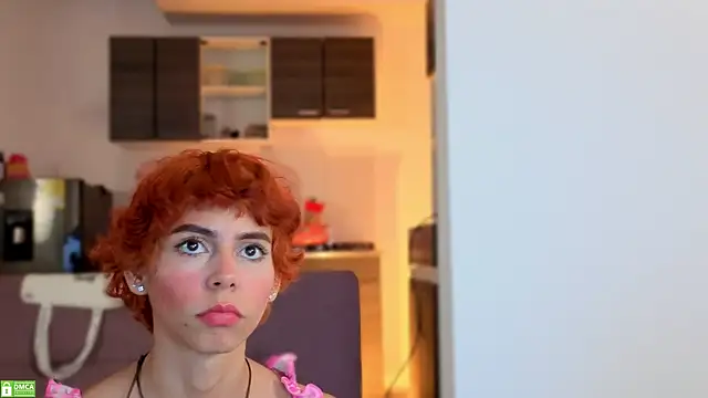 Snapshot of colette_e chatting on December 23, 2025, 2:22 am colette e online show from December 23, 2025, 2:22 am