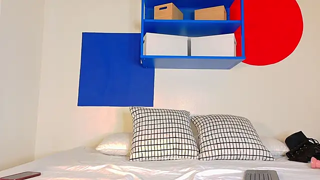 Snapshot of Nickifox__ chatting on September 25, 2025, 7:31 pm Nickifox online show from September 25, 2025, 7:31 pm