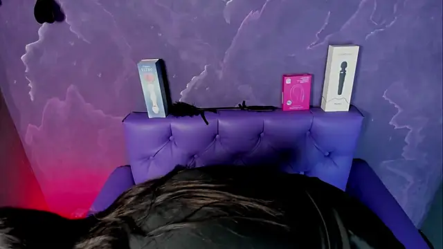 Lili milk20 online show from October 10, 2025, 7:47 pm