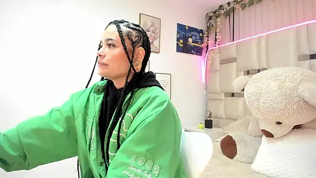 Snapshot of Cleo-smith chatting on September 11, 2025, 5:18 am Cleo-smith online show from September 11, 2025, 5:18 am