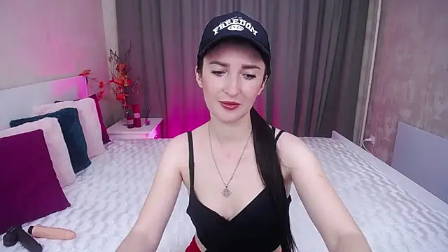 Snapshot of EvelinCuper chatting on November 15, 2025, 6:17 am EvelinCuper online show from November 15, 2025, 6:17 am