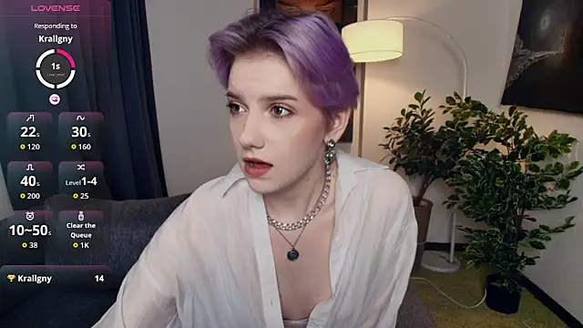 Snapshot of OdelynaAsp chatting on December 15, 2025, 12:33 pm OdelynaAsp online show from December 15, 2025, 12:33 pm