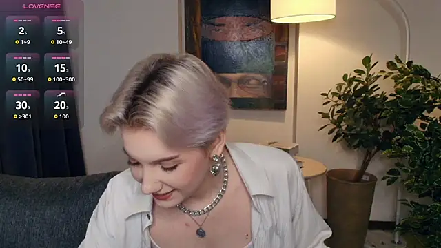 Snapshot of OdelynaAsp chatting on November 20, 2025, 11:55 am OdelynaAsp online show from November 20, 2025, 11:55 am