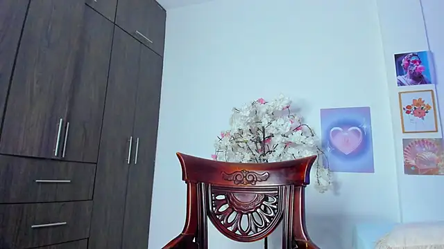 Snapshot of ashly_pnik1 chatting on November 6, 2025, 3:21 am ashly pnik1 online show from November 6, 2025, 3:21 am