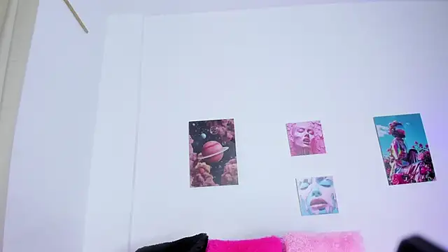 mia purplee online show from November 4, 2025, 3:10 am