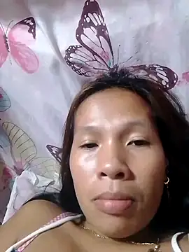 Snapshot of HotNaughtyGirl23 chatting on September 11, 2025, 9:20 am HotNaughtyGirl23 online show from September 11, 2025, 9:20 am