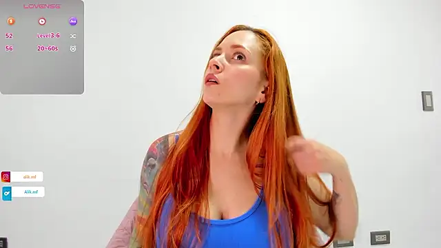 aliciakozlov online show from February 4, 2026, 8:48 pm