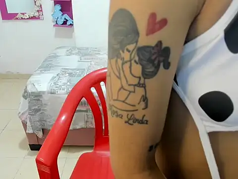 baby rose03 online show from October 27, 2025, 6:42 pm