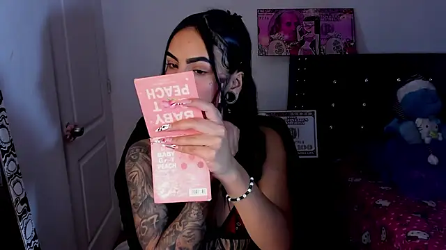 Samanthademonx20  online show from November 30, 2025, 4:24 am