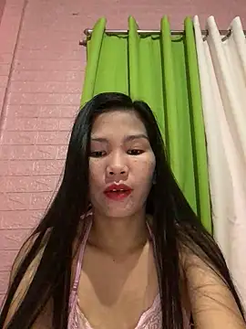 Snapshot of Cleo17 chatting on April 11, 2026, 2:54 pm Cleo17 online show from April 11, 2026, 2:54 pm