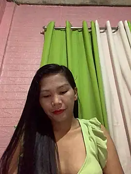 Cleo17 online show from July 7, 2026, 3:04 pm
