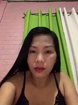 Snapshot of Cleo17 chatting on March 25, 2026, 1:21 pm Cleo17 online show from March 25, 2026, 1:21 pm