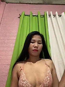 Snapshot of Cleo17 chatting on April 14, 2026, 5:40 pm Cleo17 online show from April 14, 2026, 5:40 pm