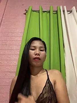 Snapshot of Cleo17 chatting on April 6, 2026, 2:51 pm Cleo17 online show from April 6, 2026, 2:51 pm